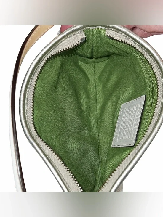 Coach Bumble Bee Floral Y2K Mini Bag, 2005 limited edition shoulder bag - Picture 9 of 10